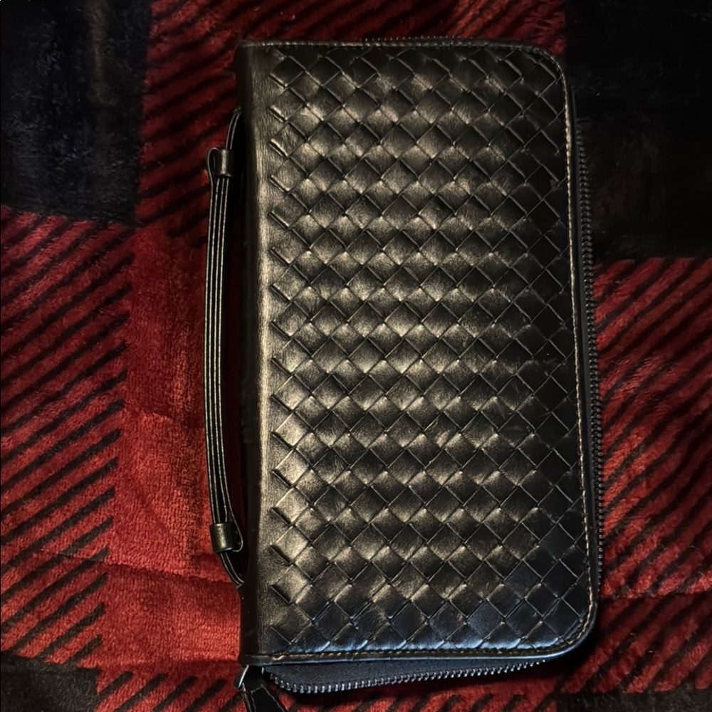Black Woven Leather Bottega Wallet